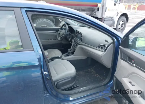 2017 Hyundai Elantra Se z USA, uszkodzony, nr VIN 5NPD84LF2HH064511